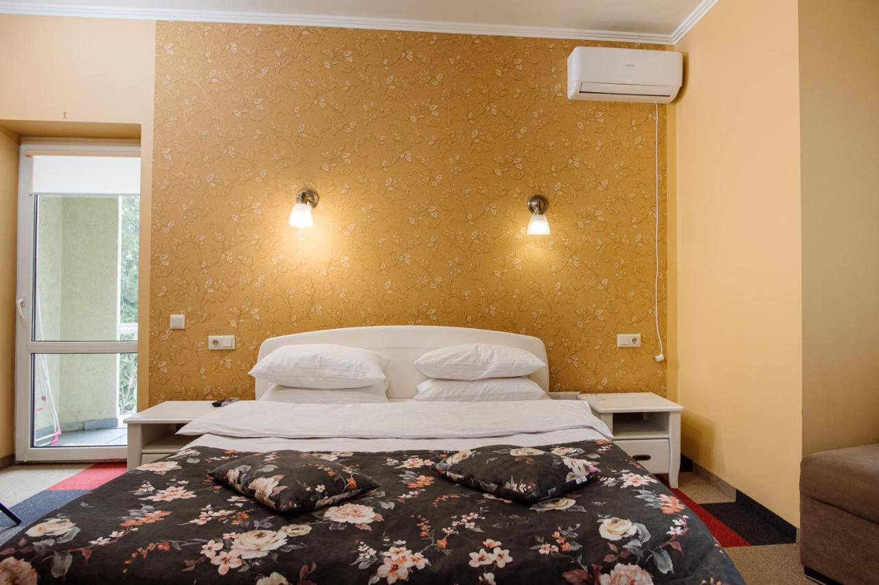 Na Horyzonti Hotell Truskavets Exteriör bild
